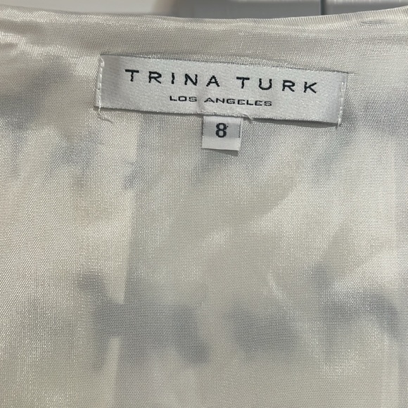 Trina Turk Pleated Doggie Skirt, size 8 - Picture 3 of 4